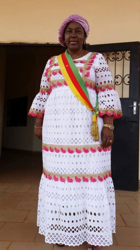 Adrienne Paule Demenou Tapamo, maire de Fokoué et présidente du SYCOME